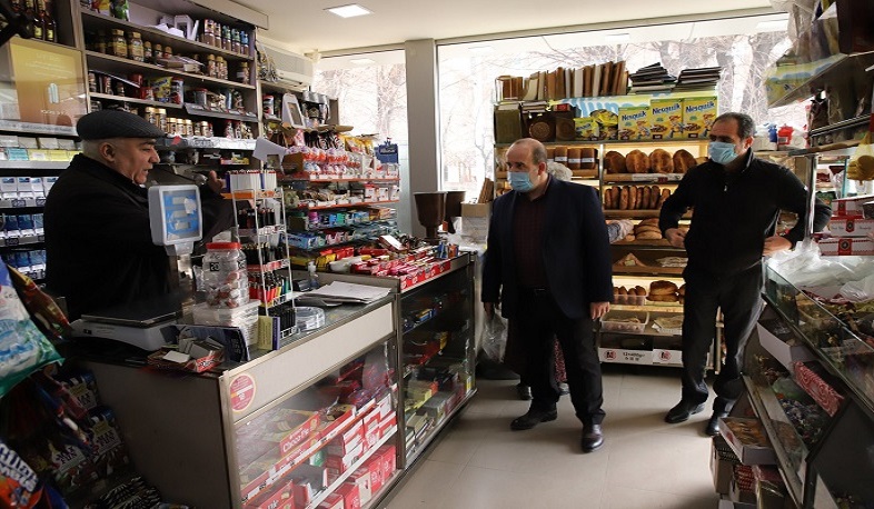Շիրակի մարզպետը զրուցել է մի շարք տնտեսվարողների հետ, եղել Գյումրու կենտրոնական շուկայում