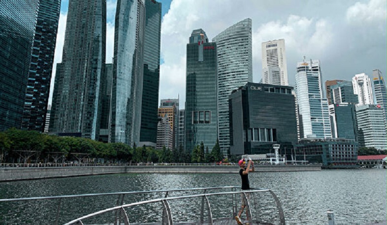 Օրինախախտի սինգապուրյան պատիժը. Straits Times