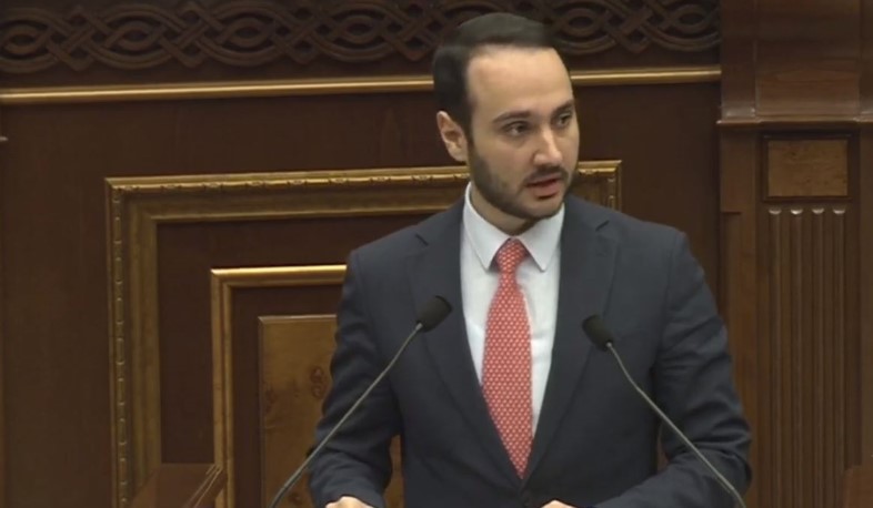 Էլեկտրոնային քվեաթերթիկ, առցանց քննարկումներ. փոփոխություններ «Բաժնետիրական ընկերությունների մասին» օրենքում