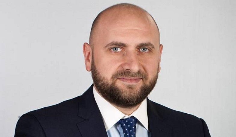 ԱԺ հանձնաժողովը քննարկում է ԿԲ նախագահի պաշտոնում Մարտին Գալստյանի թեկնածության հարցը