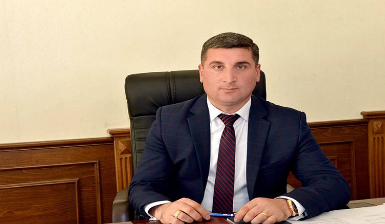 Խնդրում եմ, աղաչում եմ և պահանջում եմ՝ մնացեք տանը