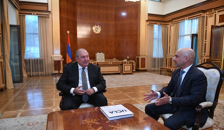 Նախագահը հեռախոսազրույց է ունեցել դոկտոր Էրիկ Էսրաիլյանի հետ