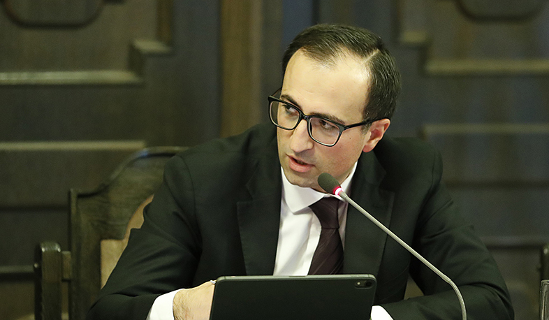 Մնա տանը. հարթեցրու կորը. Արսեն Թորոսյան