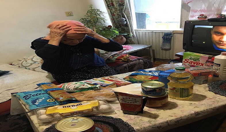 Արարատ գյուղական համայնքի 140 անապահով ընտանիքների բաժանվել են մթերքով ծանրոցներ