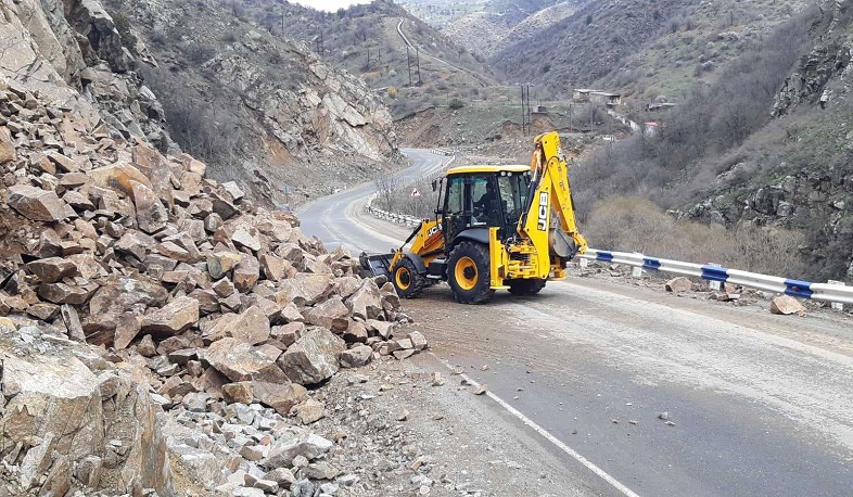 Մեղրի-Իրանի սահման ավտոճանապարհին տեղի է ունեցել քարաթափում