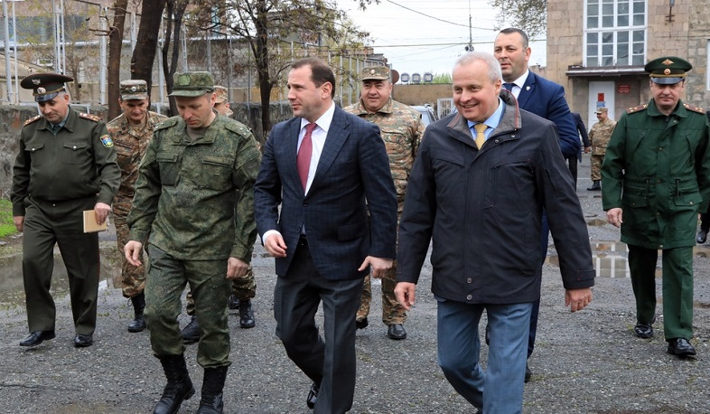 Պաշտպանության նախարարը և ՌԴ դեսպանը ծանոթացել են շարժական լաբորատորիայի աշխատանքներին