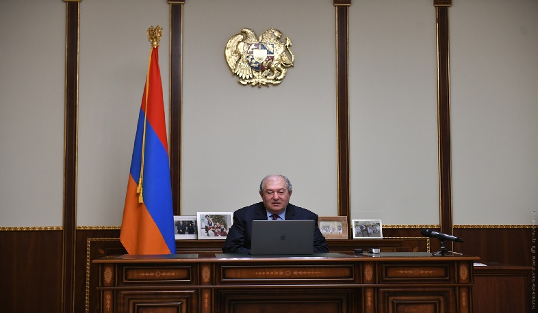 Ձեր համազգեստը մեր պետականությունը կրող և ներկայացնող համազգեստ է․ նախագահը շնորհավորել է ոստիկաններին