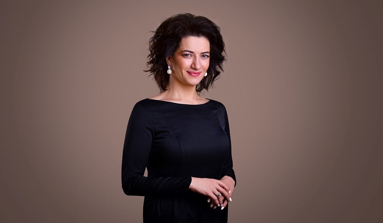 Աննա Հակոբյանը հեռախոսազրույց է ունեցել Տիգրան Մանսուրյանի և Ալիս Դուրյանի հետ