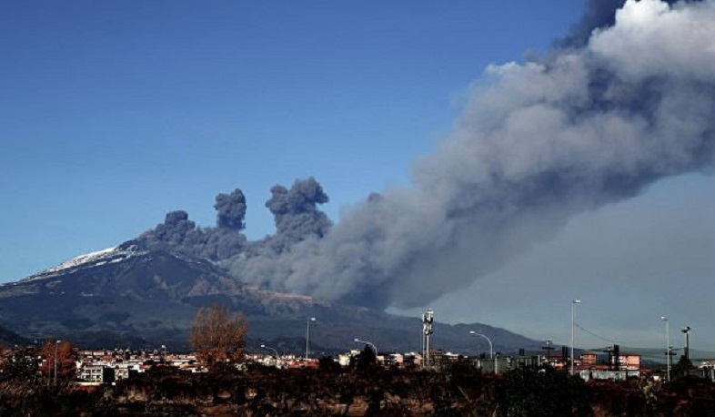 Արթնացել է Էթնա հրաբուխը. Vesti