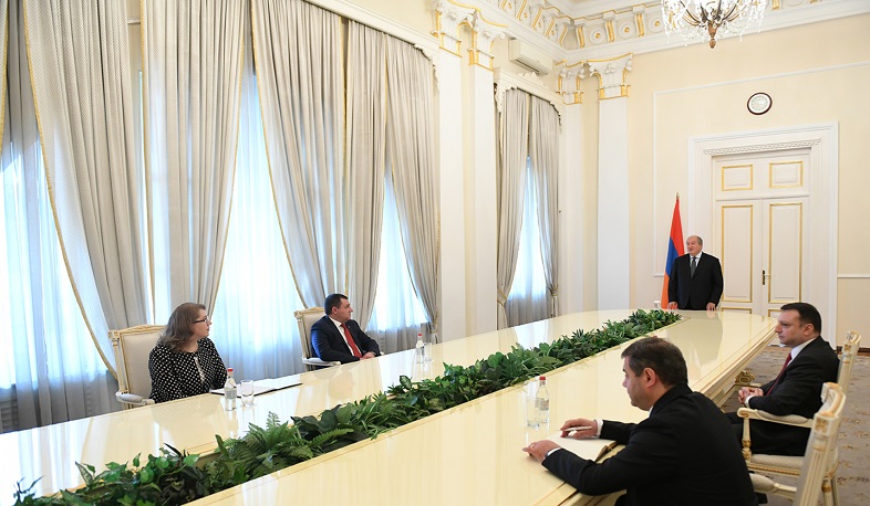 Ամեն դատական գործ քննություն է նաև ժողովրդի առջև. երդման արարողություն նախագահական նստավայրում