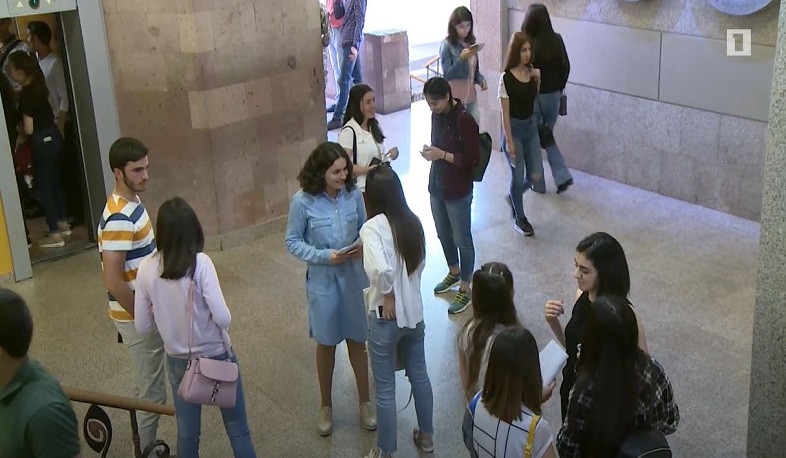 Արտոնյալ վարկեր ուսանողներին, կրթաթոշակների և մանկատների աշխատակիցների աշխատավարձերի բարձրացում