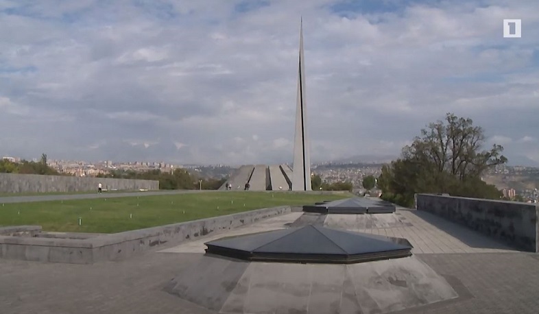 Աշակերտները հեռավար դասի ընթացքում քննարկում են ցեղասպանության հանցանքը