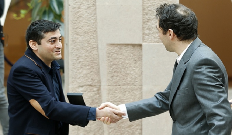 Ոսկե մեդալներ՝ Մեծ եղեռնի տարելիցի միջոցառումը բարձր մակարդակով կազմակերպելու համար