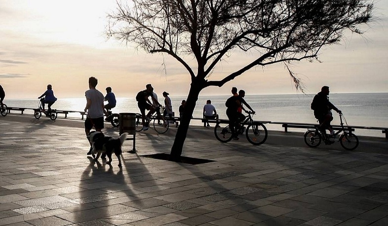 Իսպանիան վայելում է սահմանափակումների մասնակի թուլացումը. BBC