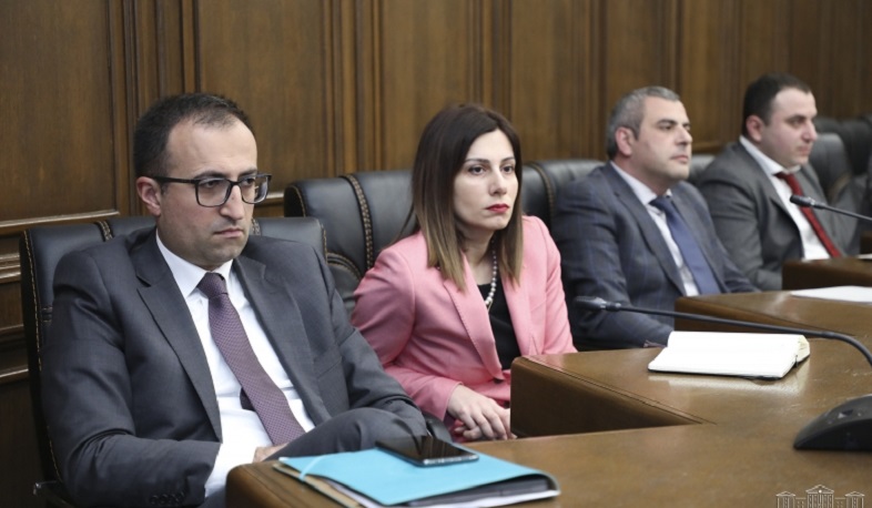 Հայաստանում կորոնավիրուսով կրկնակի վարակվելու 3 դեպք է հայտնաբերվել