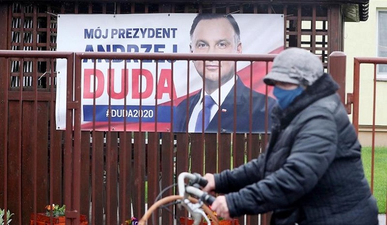 Լեհաստանում հետաձգվել են նախագահի ընտրությունները. Al Jazeera