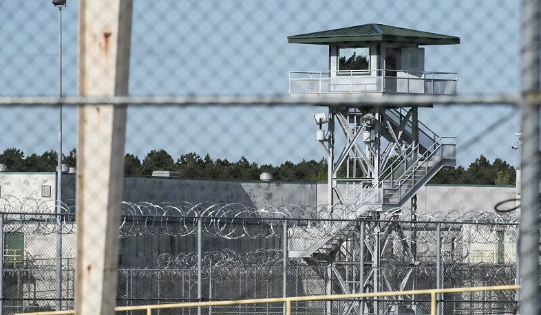 ԱՄՆ-ում դատապարտյալները մտածված փորձել են կորոնավիրուսով վարակվել. РИА Новости