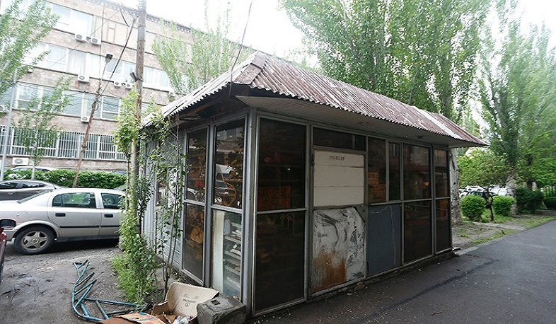 Ապամոնտաժվել է Մերգելյան ինստիտուտի հարևանությամբ տեղադրված կրպակը. տարածքը կբարեկարգվի