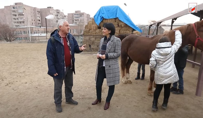 Աշոտ Բլեյանը և իր ընկերը՝ դպրոցը. Ընկերները՝ Մարինե Կարապետյանի բացահայտմամբ