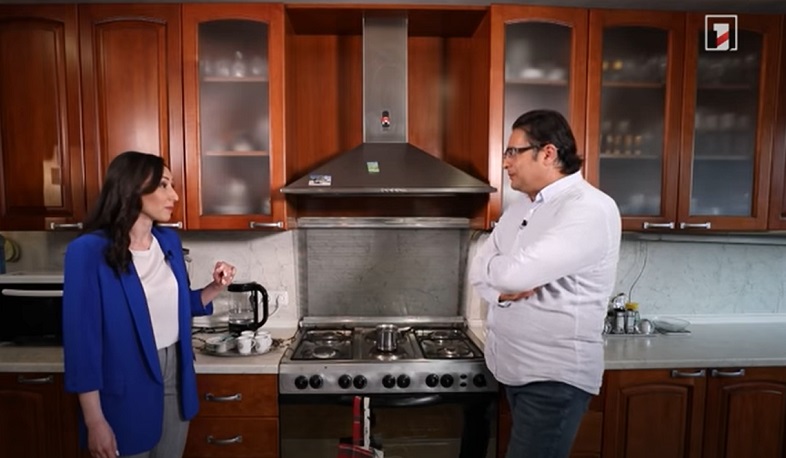 Չքաղաքականացնե՜լ. Անդրիաս Ղուկասյանի տանը