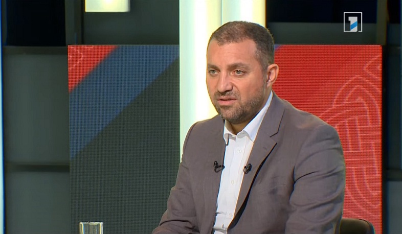 Հարցազրույց Վահան Քերոբյանի հետ