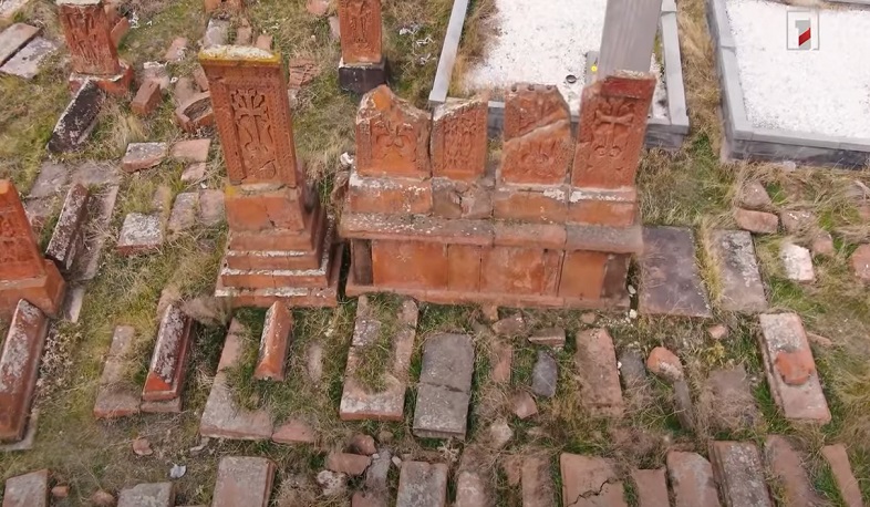 Առինջի յուրօրինակ խաչքարադաշտը՝ «Բաց երկնքի տակ»