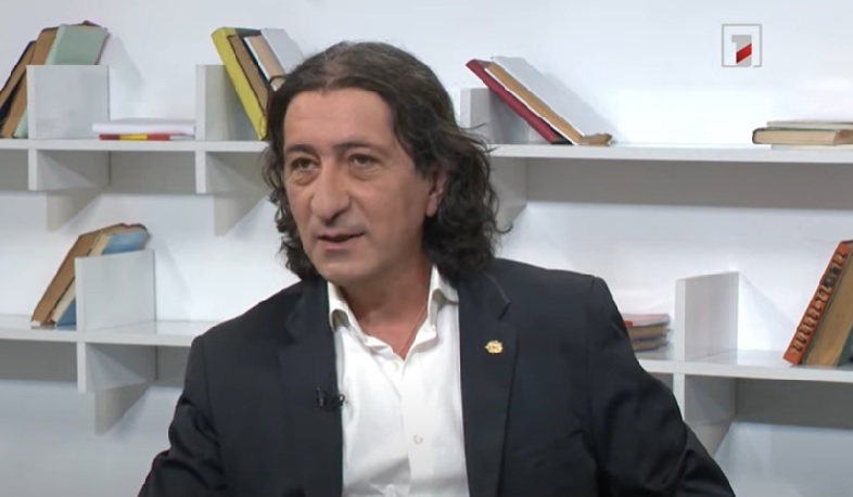 Բաց հարթակ. Կաթողիկոսի և Բագրատ Գալստանյանի դեմ պետք է քրեական գործ հարուցվեր. Ավետիս