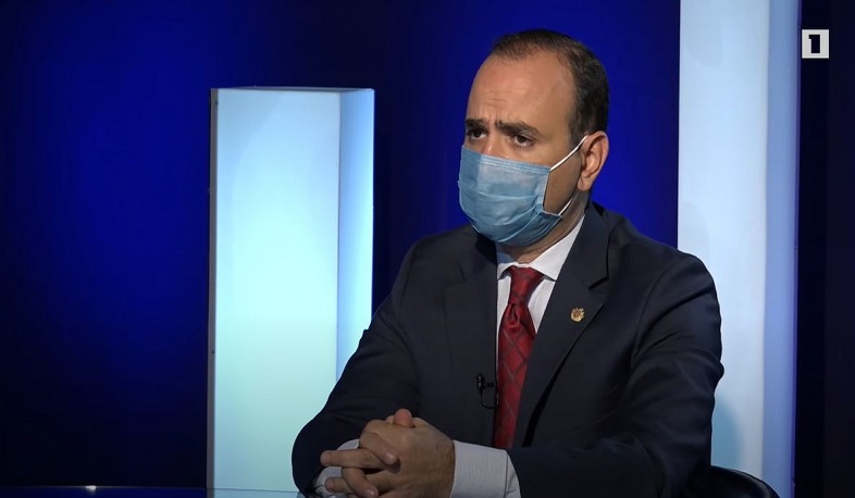 Բաց հարթակ. Հարցազրույց Զարեհ Սինանյանի հետ