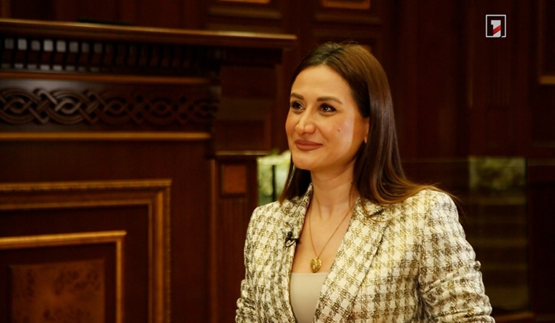 Չքաղաքականացնե՜լ. Արուսյակ Ջուլհակյանի հետ